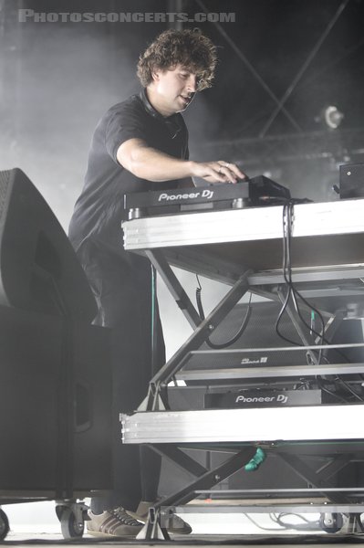 JAMIE XX - 2023-08-19 - SAINT MALO - Fort de St Pere - James Thomas Smith